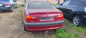 Toyota Avensis 2.0 D Verso 2002 Maroon