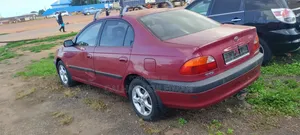 Toyota Avensis 2.0 D Verso 2002 Maroon