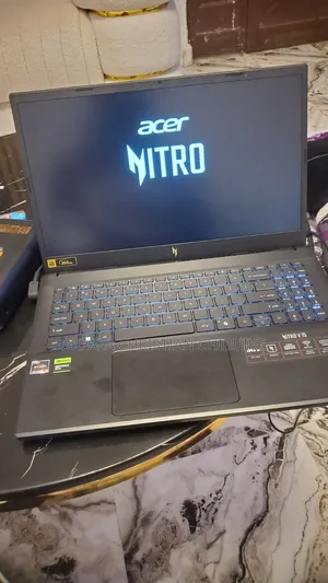 New Laptop Acer Nitro V 15 16GB Intel Core i5 SSD 640GB