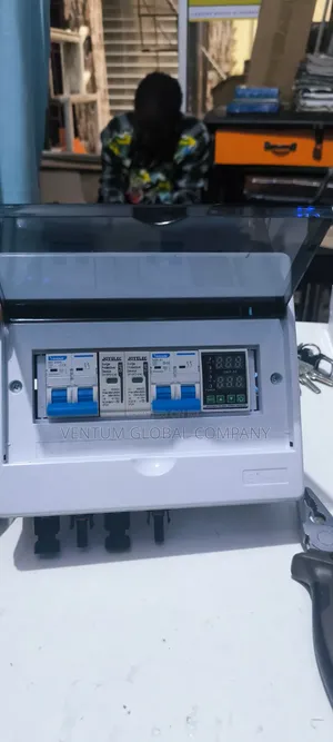 1in 1out Combiner Box Solar System