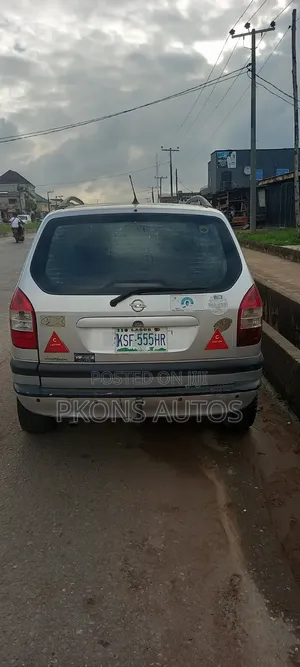 Opel Zafira 2005 Silver