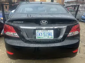 Hyundai Accent GLS 4dr Sedan (1.6L 4cyl 6M) 2014 Black