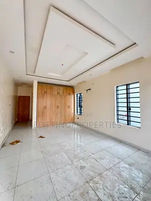 4bdrm Duplex in Ogudu for sale