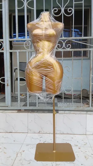 BBL Mannequin