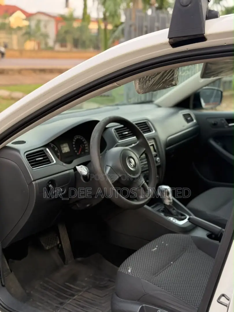 Volkswagen Jetta 2013 White