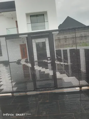 4 Bedroom Duplex With Electric Fence, 1 Room BQ