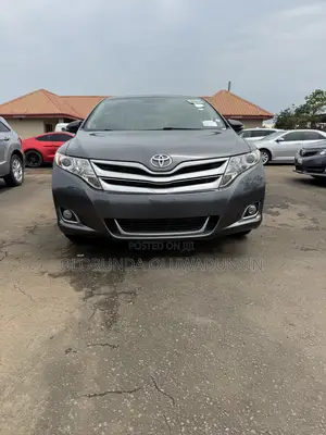 Toyota Venza XLE AWD V6 2013 Gray