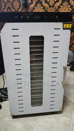 Dehydrator