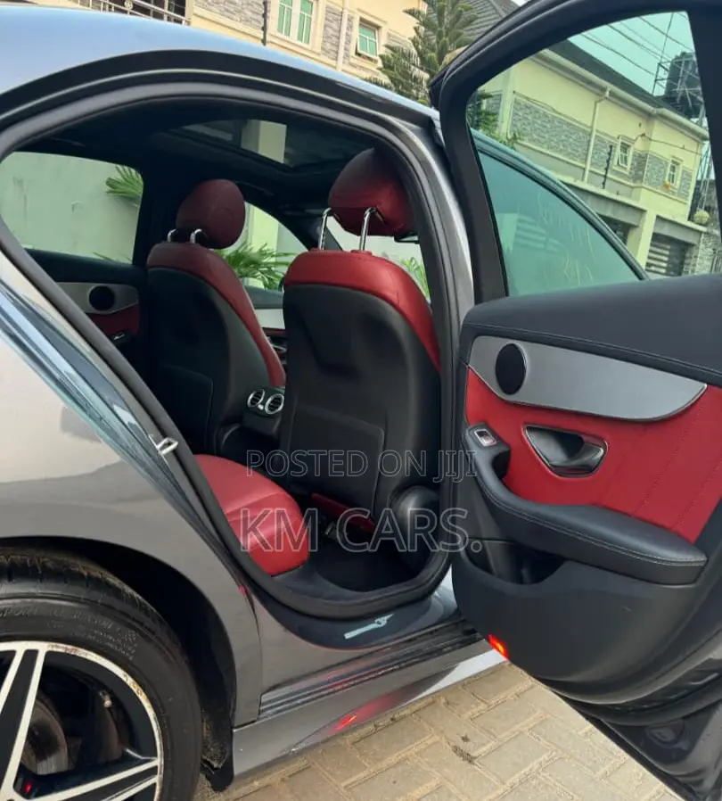 Mercedes-Benz C300 2017 Gray