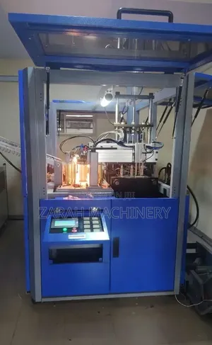Automatic Plastic Bottle Making Machine