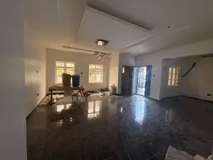 3bdrm Block of Flats in Wuye Main for rent