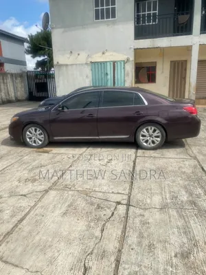 Toyota Avalon 2011 Red