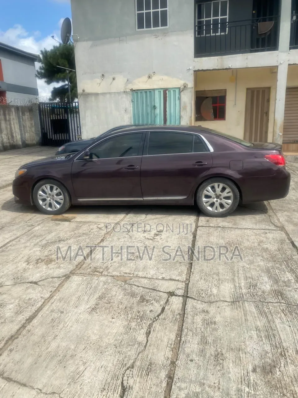 Toyota Avalon 2011 Red