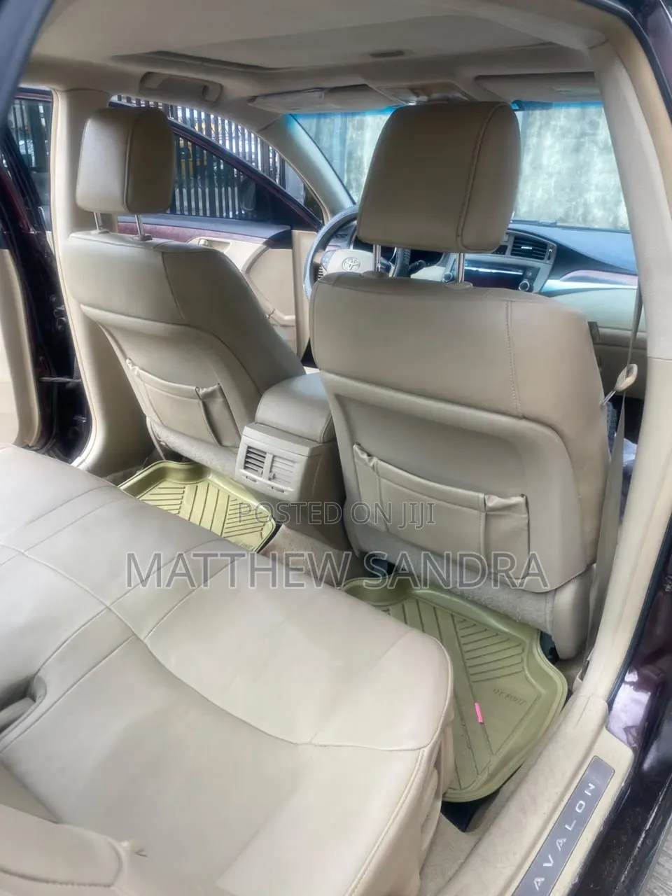 Toyota Avalon 2011 Red