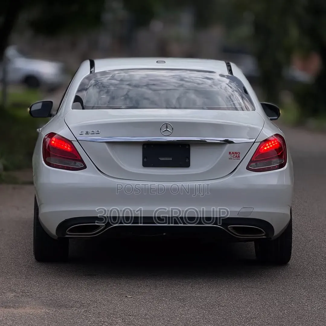 Mercedes-Benz C300 2016 White