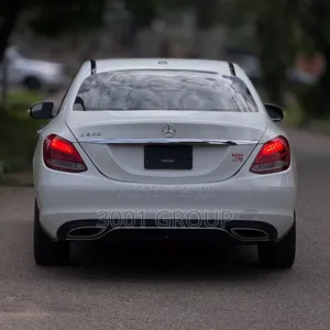 Mercedes-Benz C300 2016 White