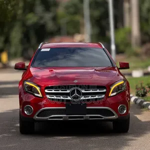 Mercedes-Benz GLA 250 2020 Red