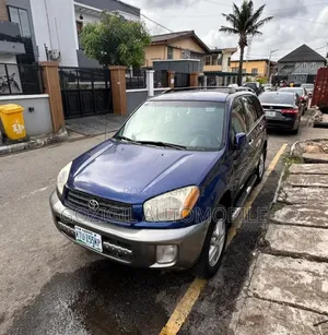 Toyota RAV4 2005 Blue