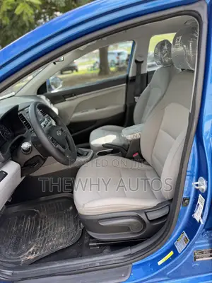 Hyundai Elantra SE Sedan FWD (2.0L 4cyl 6M) 2017 Blue