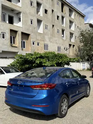 Hyundai Elantra SE Sedan FWD (2.0L 4cyl 6M) 2017 Blue