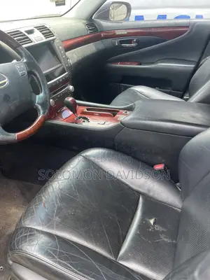 Lexus LS 460 AWD 2011 Black