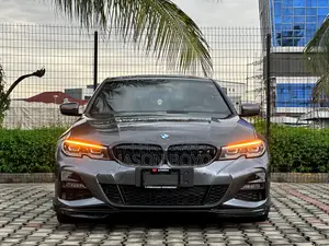 BMW 330i 2022 Gray