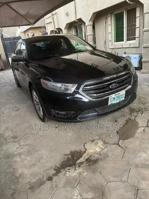 Ford Taurus 2014 Black