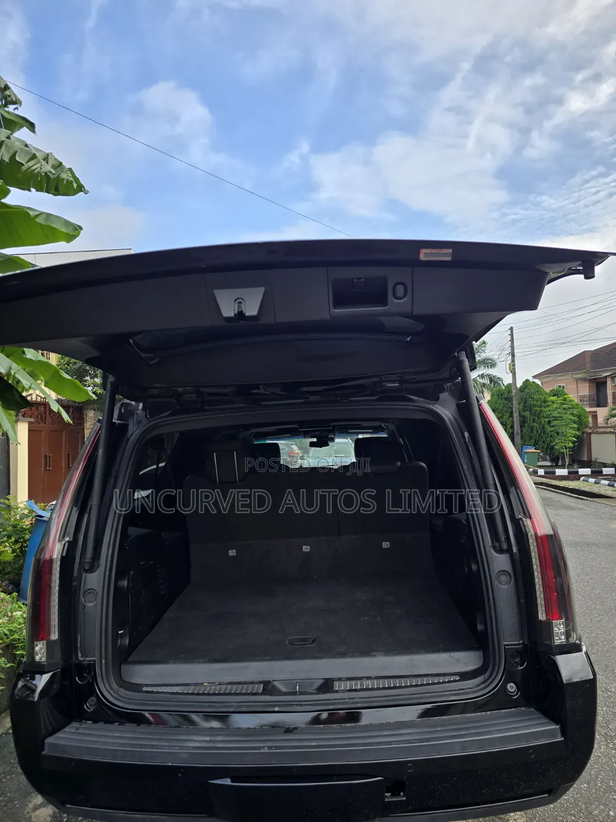 Cadillac Escalade ESV 2018 Black