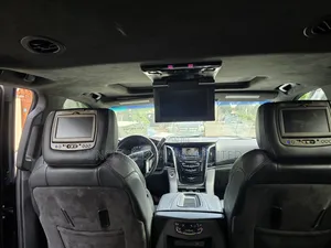 Cadillac Escalade ESV 2018 Black