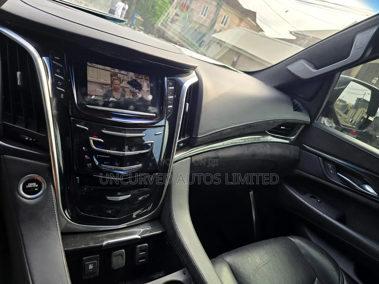 Cadillac Escalade ESV 2018 Black