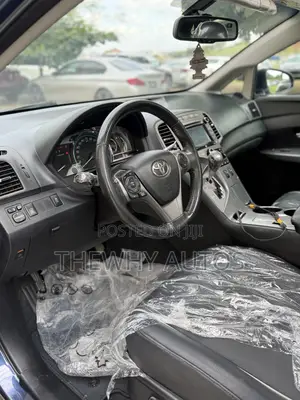 Toyota Venza XLE 2015 Blue