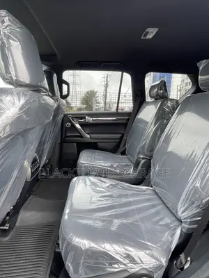 Lexus GX 2023 Gray
