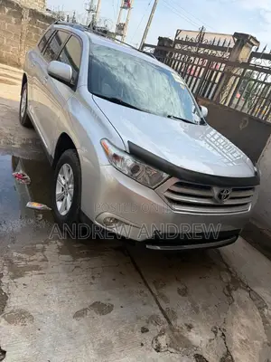 Toyota Highlander 2011 Silver