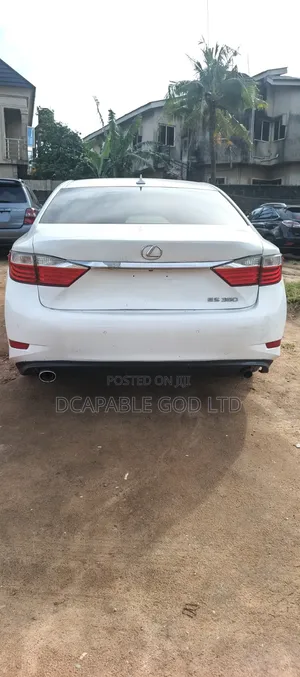 Lexus ES 2014 White