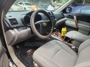 Toyota Highlander 2011 Black