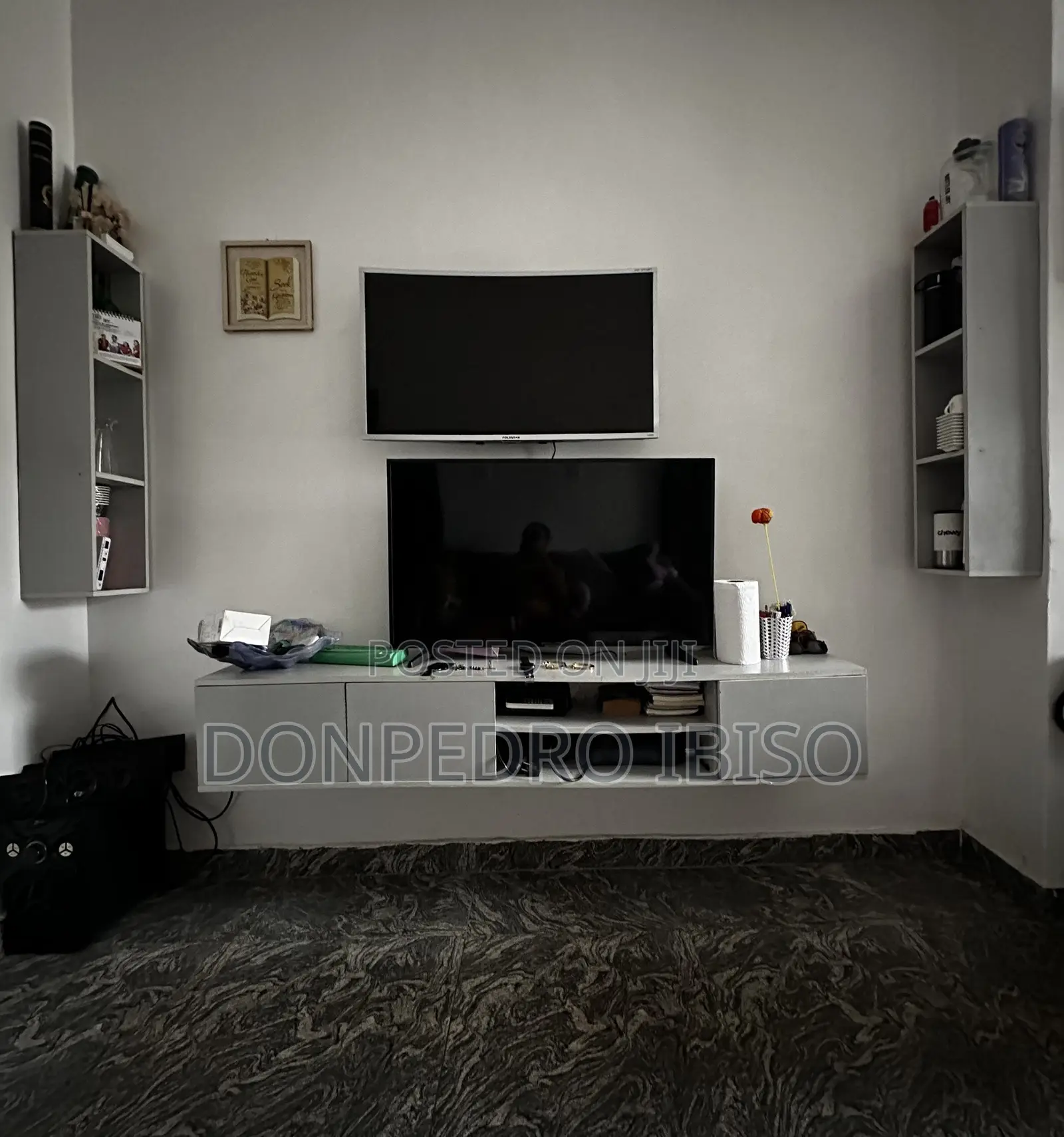 TV Console