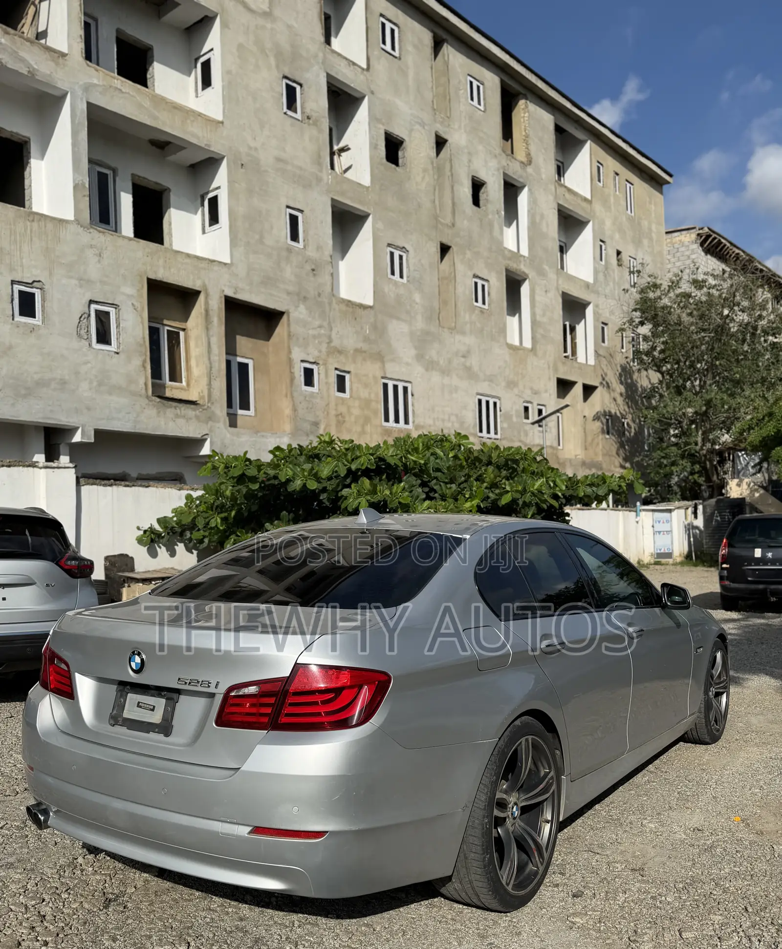 BMW 528i 2012 Silver
