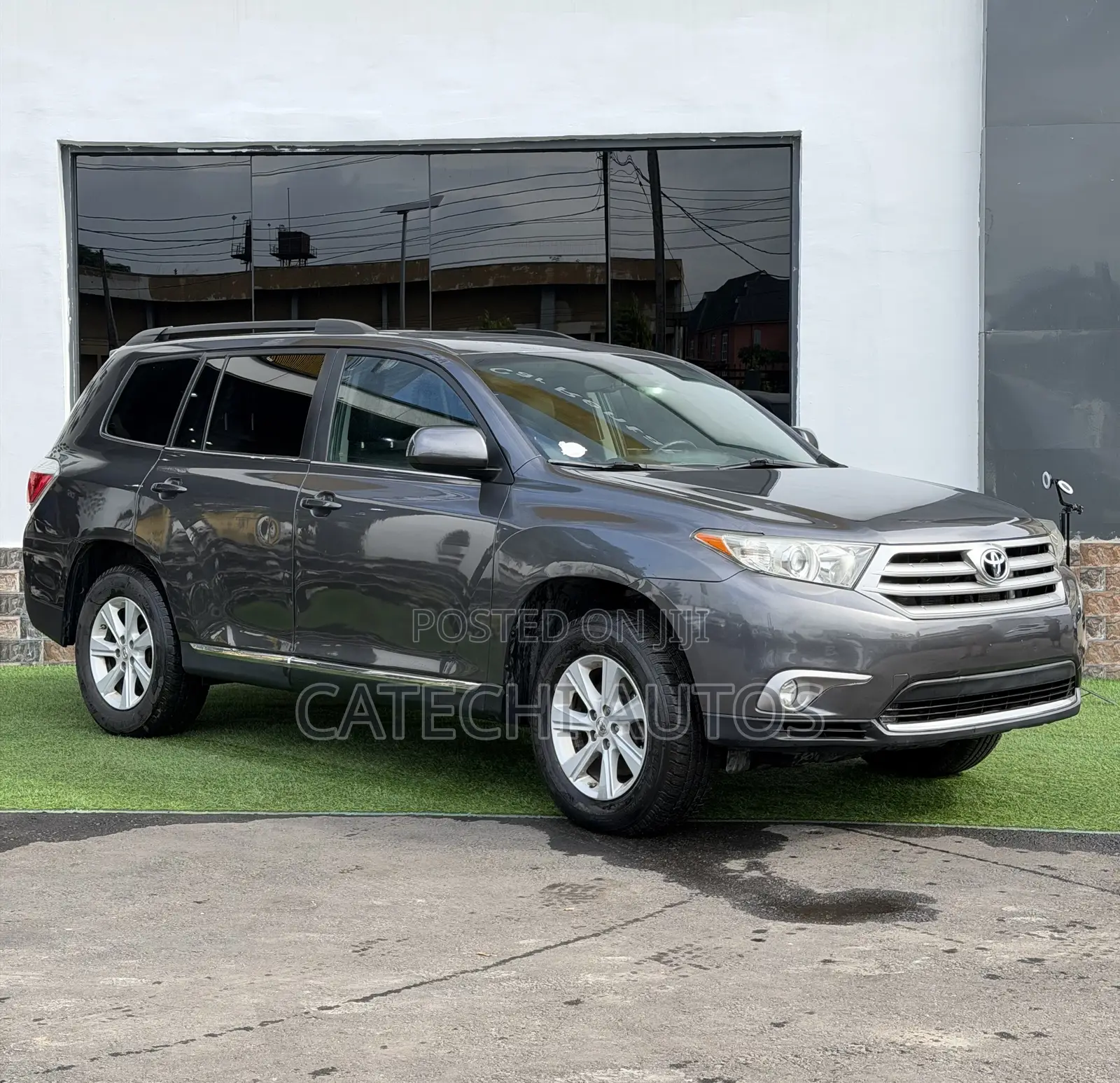 Toyota Highlander 2012 Gray