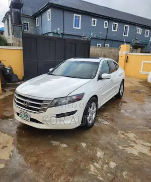 Honda Accord Crosstour 2010 White