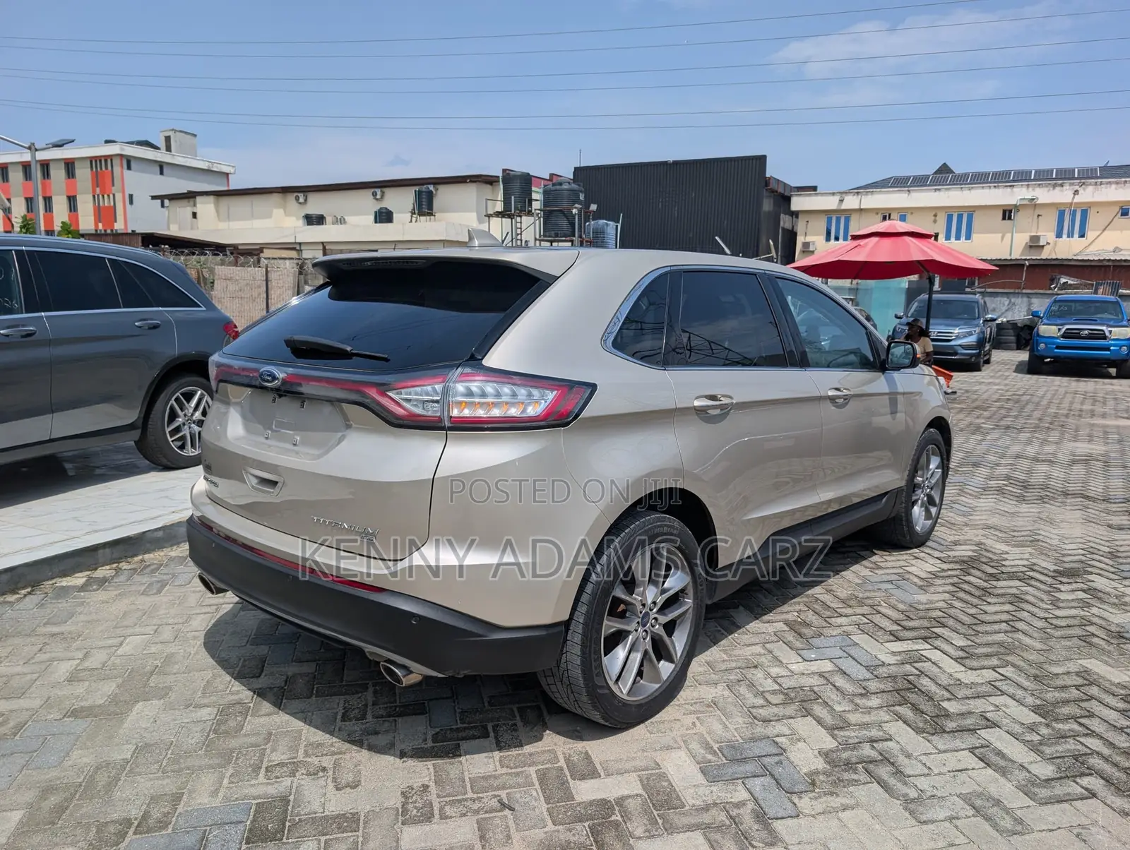 Ford Edge Titanium AWD 2018 Gold