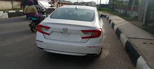 Honda Accord 2019 White