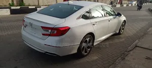 Honda Accord 2019 White