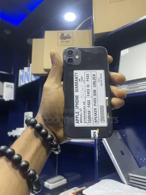 Apple iPhone 11 64 GB Black