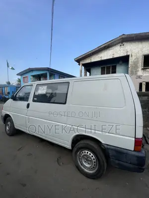 Volkswagen Transporter 2005 White