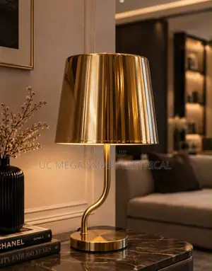 Nordic Minimalist Table Lamp Designer Bedroom Bedside Lamp Glass Creat