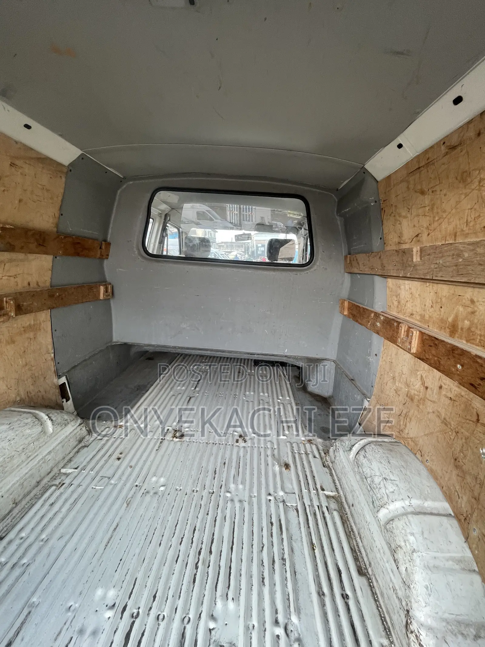 Volkswagen Transporter 2004 White