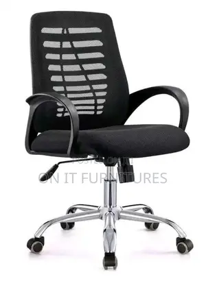 Victory Ergonomic Office Chair – Sleek Comfort Without Headrest