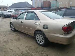 Toyota Camry 2003