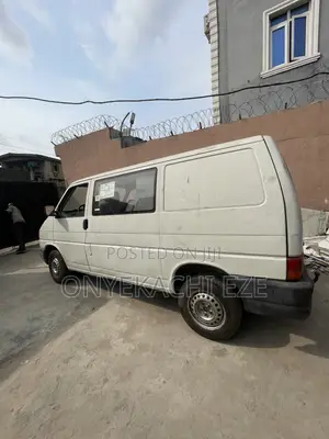 Volkswagen Transporter 2004 White
