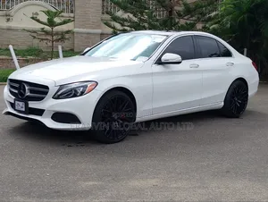 Mercedes-Benz C300 2015 White